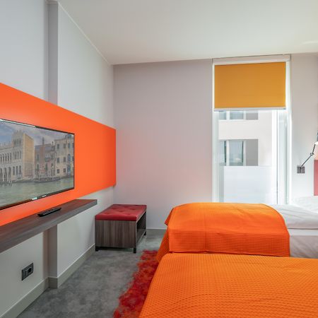 Campanile Vienna South Hotell Exteriör bild